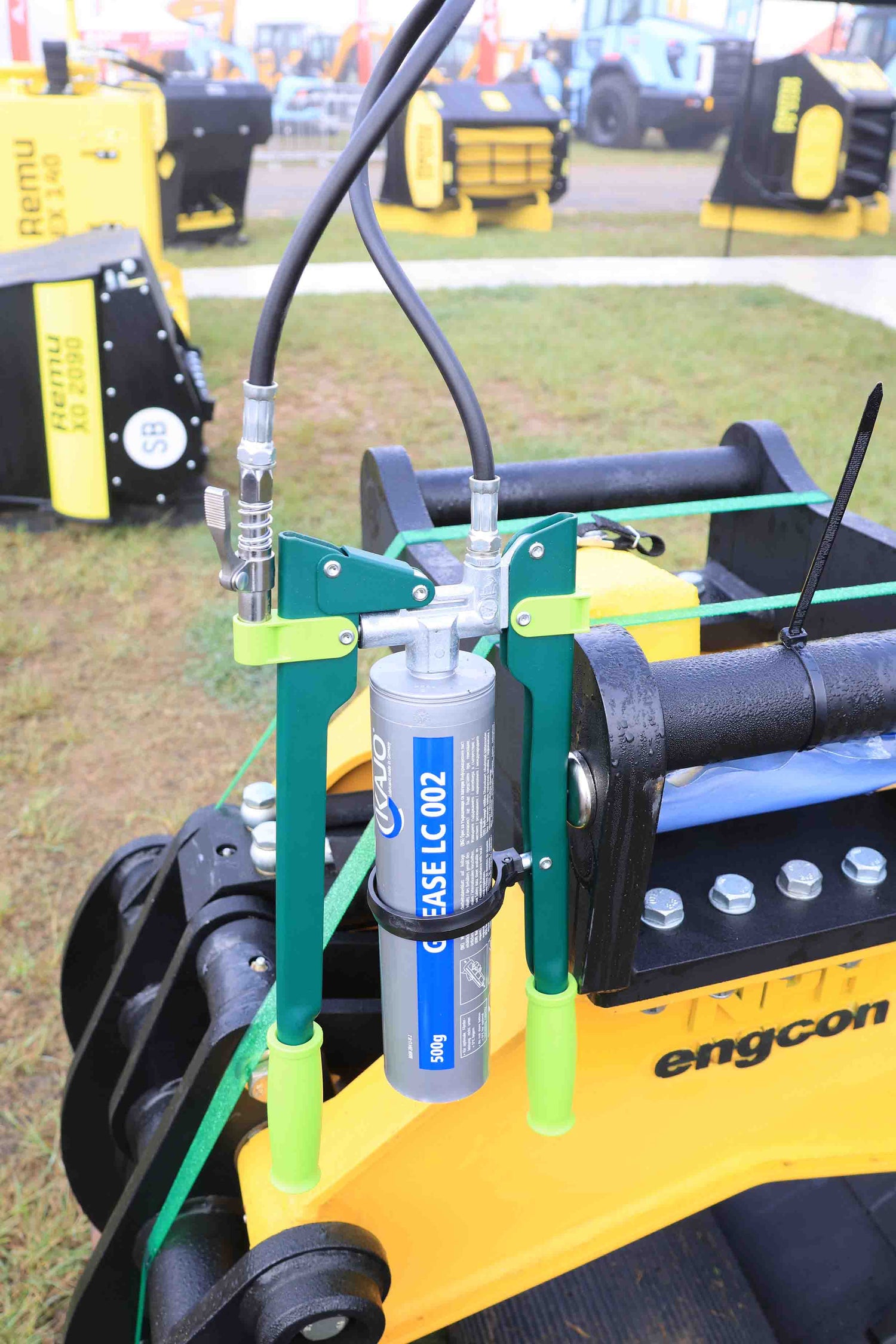 PRESSOL TWO HANDED GREASE GUN WITH MAGNET (500g)